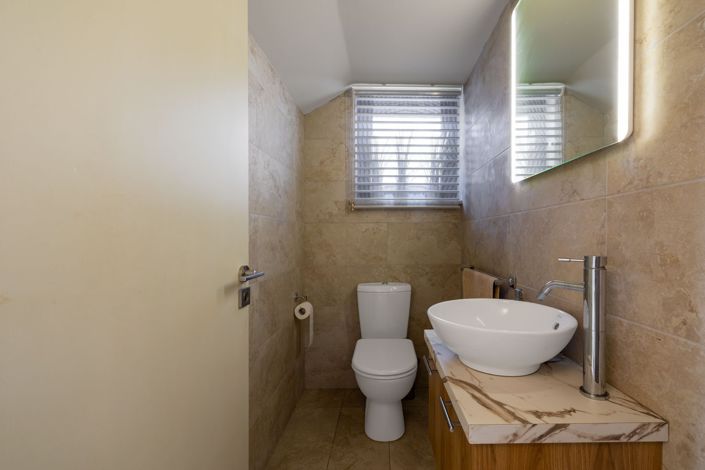 Image No.22-7 Bed Villa for sale