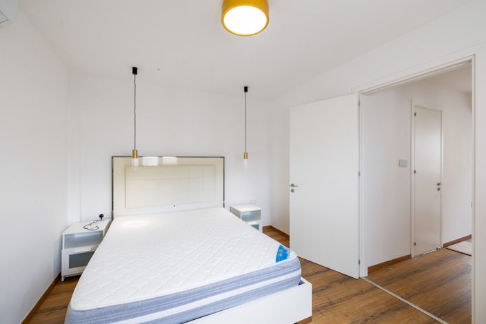 Image No.17-2 Bed Apartment for sale