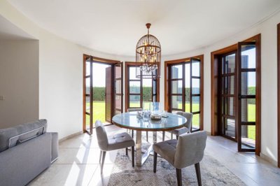 4b59f6d1-5707-4404-be28-4076f36d6547