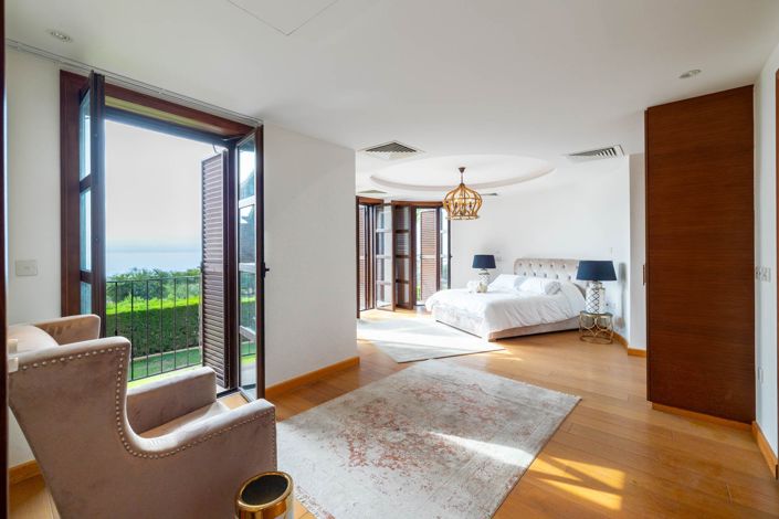 Image No.14-6 Bed Villa for sale