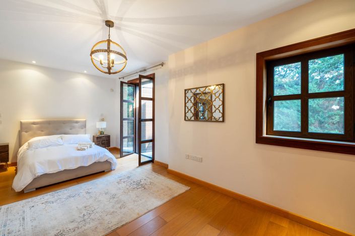 Image No.22-6 Bed Villa for sale