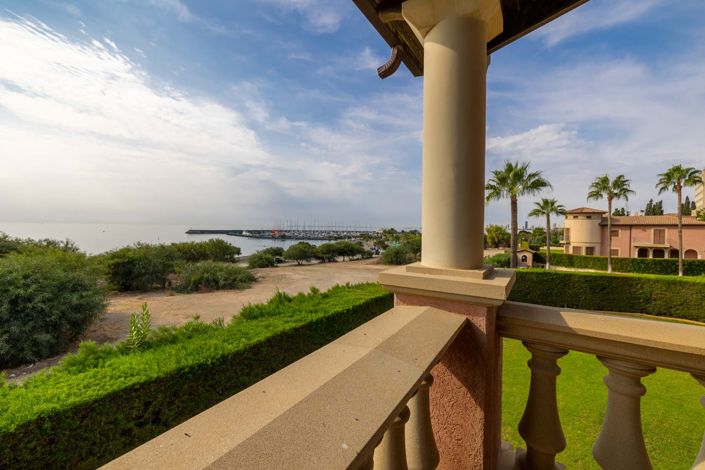 Image No.28-6 Bed Villa for sale