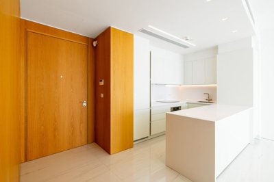 28c0d621-5cc9-4ce0-a5fd-e9db93876a50