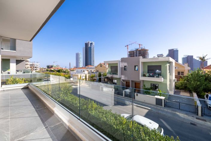 Image No.22-Appartement de 3 chambres à vendre à Mouttagiaka