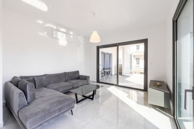 76b0cfe1-8b4d-4039-a832-7bfe9ad341e4