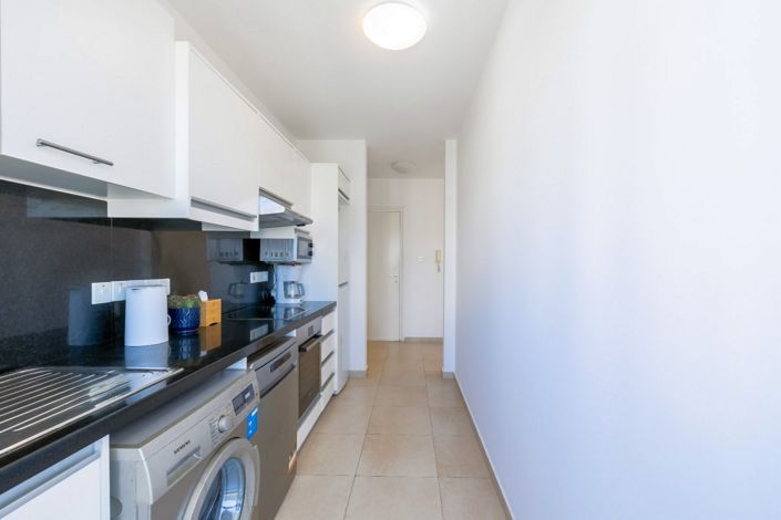 Image No.5-2 Bed Apartment for sale