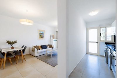 acb3e27b-6296-4126-b2eb-d2dc6c43c5b3