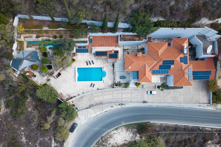 Image No.28-6 Bed House for sale