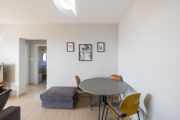 Image No.6-2 Bed Apartment for sale