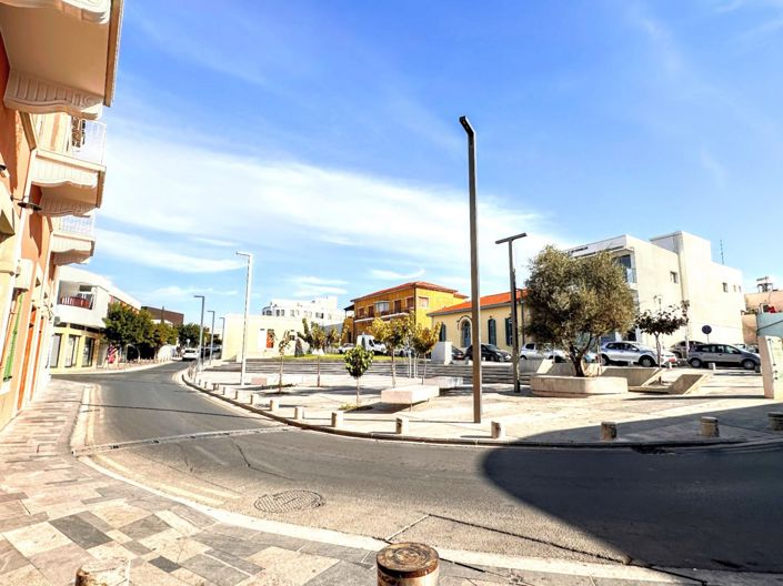 Image No.4-Commercial for sale