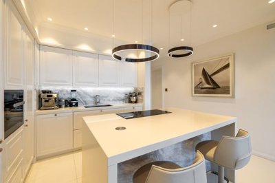 ada41780-051f-43f6-9e35-816b0c4ed59a