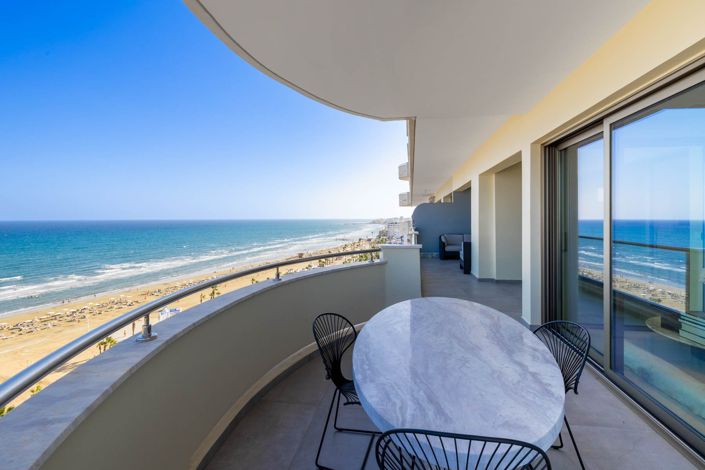 Image No.17-3 Bed Apartment for sale