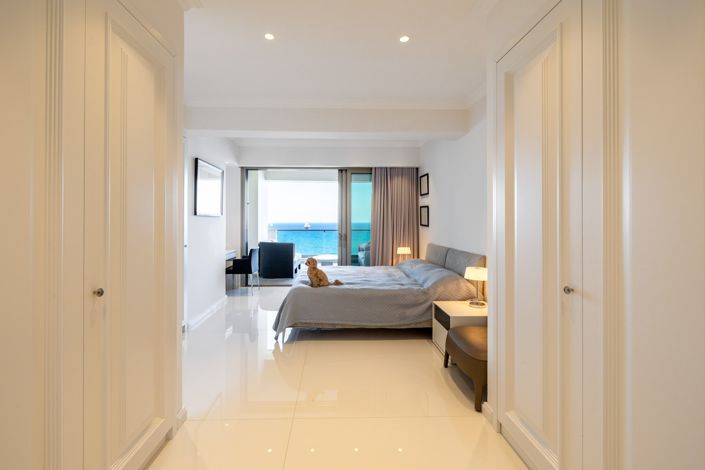 Image No.21-3 Bed Apartment for sale