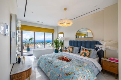 cca6c180-70c2-4b53-ae63-81ecb6619670