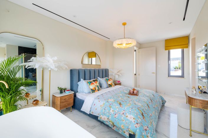 Image No.12-3 Bed House for sale