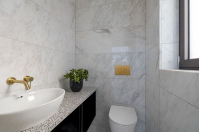 a201b955-4222-4c90-a9e4-028499c40af6