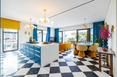 e396b3a3-e2d4-4465-9c2e-ab2770e7c174