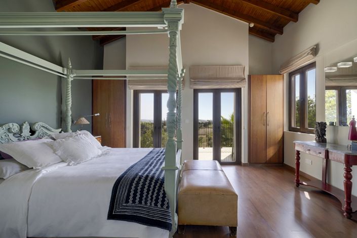 Image No.11-5 Bed House for sale