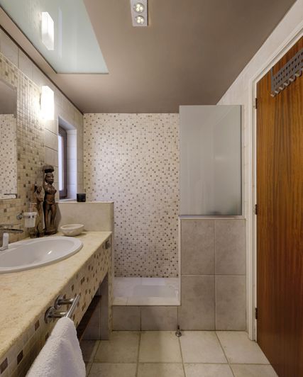 Image No.12-5 Bed House for sale