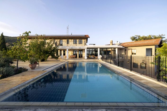 Image No.25-5 Bed House for sale