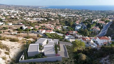 3c2a0fee-36b4-47fd-9339-a93c27bce5fc