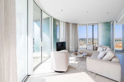 e22ec8da-769f-4de6-ac0b-401cf5d643ba