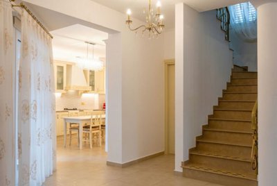 18593db0-1e40-45d5-b639-559e6b2fdd15