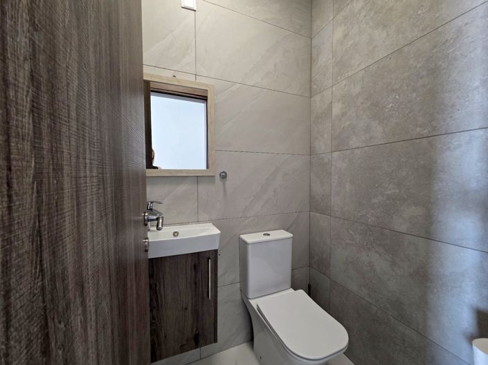 Image No.10-3 Bed Penthouse for sale