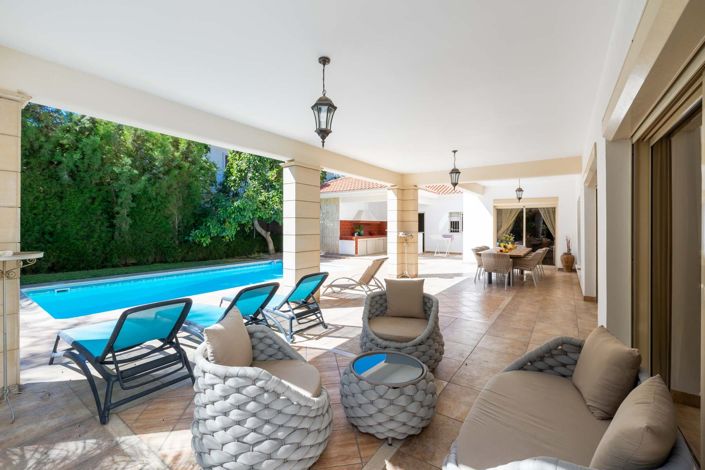 Image No.20-5 Bed House for sale