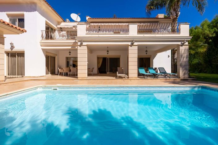 Image No.24-5 Bed House for sale