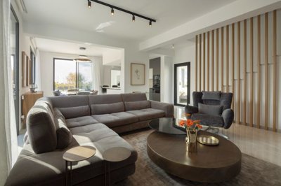 7d41e839-d77c-4d42-90a9-283a5d846ca1