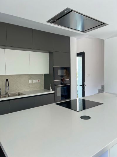 Image No.12-3 Bed House for sale