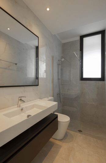 Image No.15-3 Bed House for sale