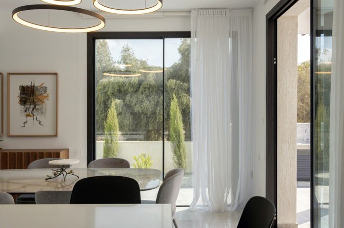 Image No.6-3 Bed House for sale