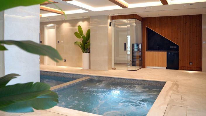 Image No.15-6 Bed House for sale