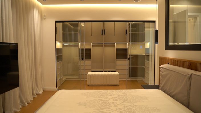 Image No.21-6 Bed House for sale