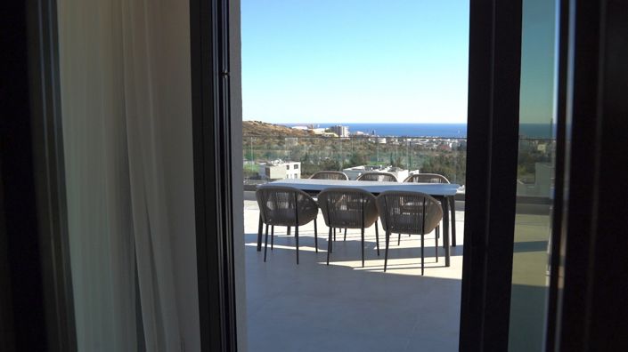 Image No.23-6 Bed House for sale