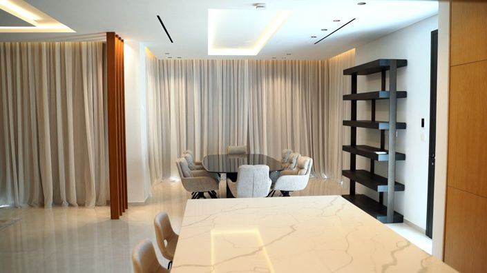 Image No.6-6 Bed House for sale