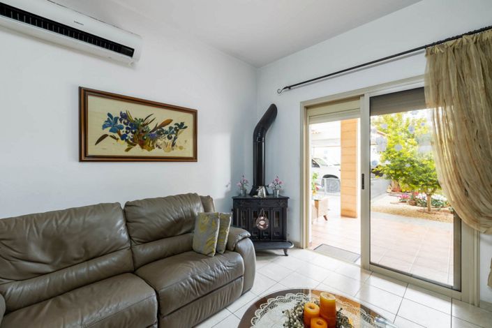 Image No.5-5 Bed House for sale