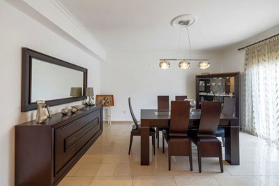 32598d6f-4d64-4d9d-a8b5-0775128d0628