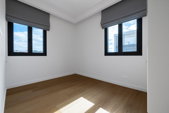 Image No.17-3 Bed Penthouse for sale