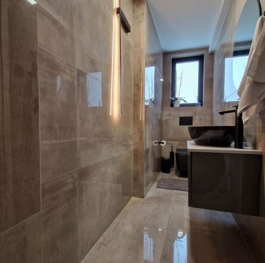 Image No.14-5 Bed House for sale