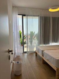 f784558f-3528-4bed-bb28-eea2ccffb121