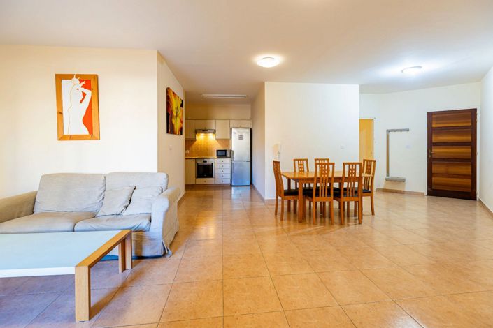 Image No.3-Appartement de 2 chambres à vendre à Paphos