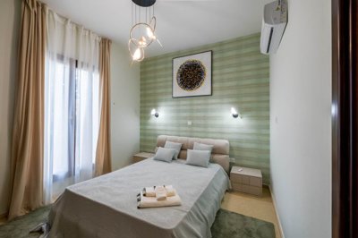 74b12874-3fd0-4e53-940e-c275bc4dd144