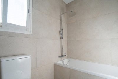 906d9671-9952-4c5e-9d4f-b53965e9e751