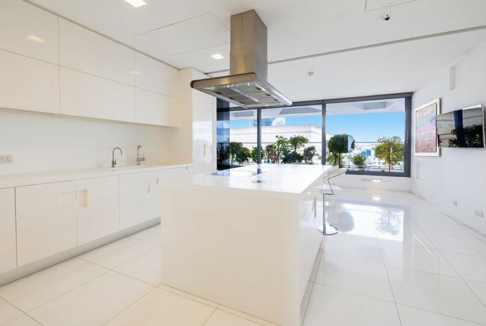 Image No.18-3 Bed Apartment for sale