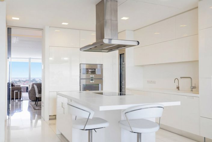 Image No.21-3 Bed Apartment for sale