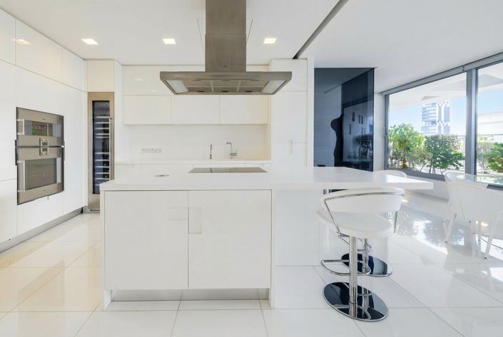 Image No.25-3 Bed Apartment for sale