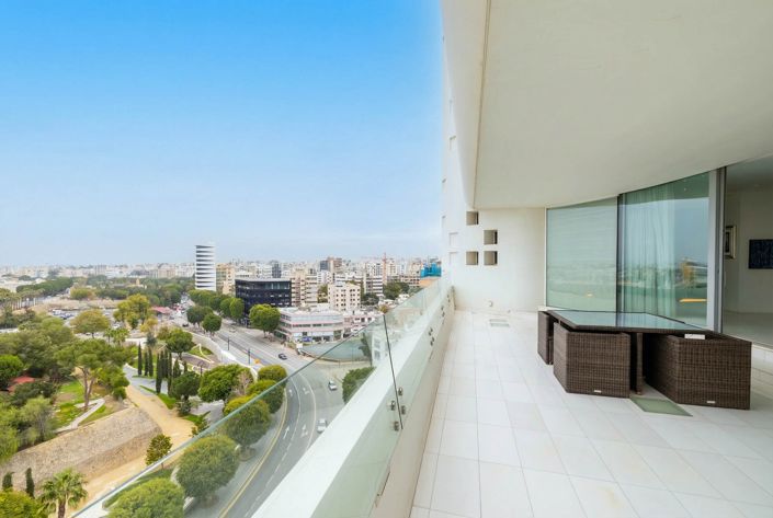 Image No.9-3 Bed Apartment for sale